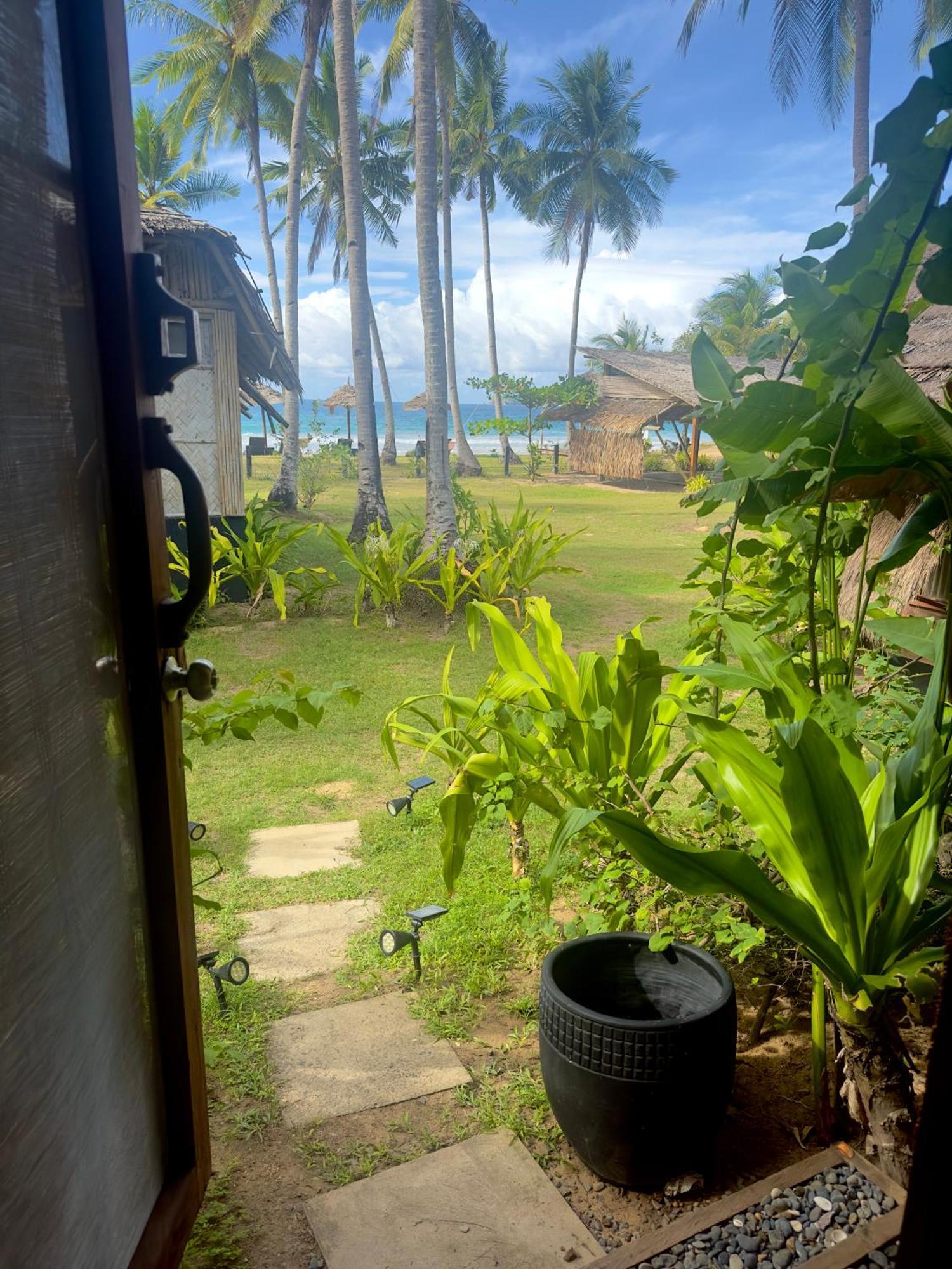 Eco Sanctuaries Nature Lodge Nacpan Beach, El Nido Εξωτερικό φωτογραφία